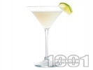 ������� ������� White Cosmopolitan � ����� � ������ Cointreau